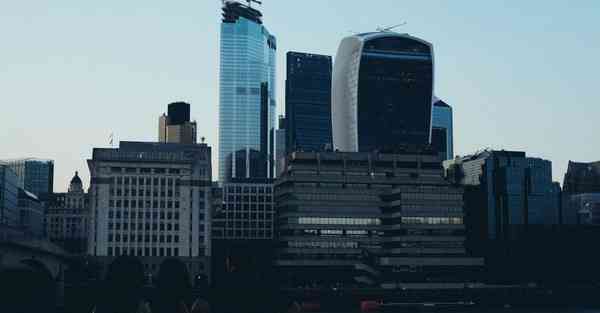 深耕政务大数据（深耕政务服务）