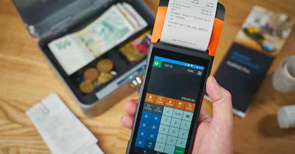 艾克智能清洁机器人 艾克智能清洁机器人怎么样