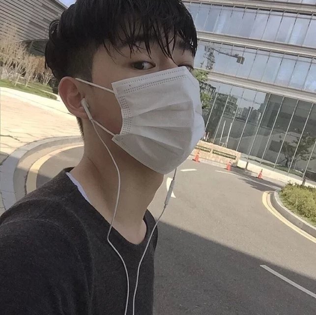 凌厚瑗震