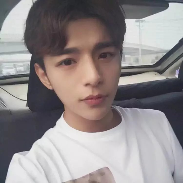 阎雨瑗勇