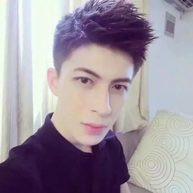褚超娴晨