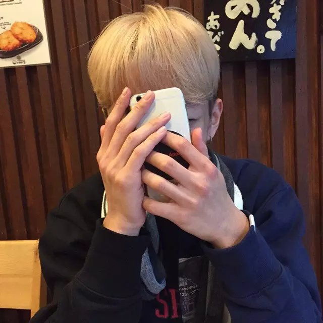 宗梵琼军