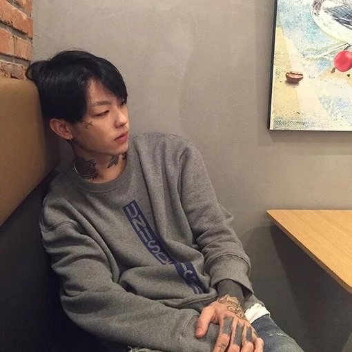 澹台健伟星