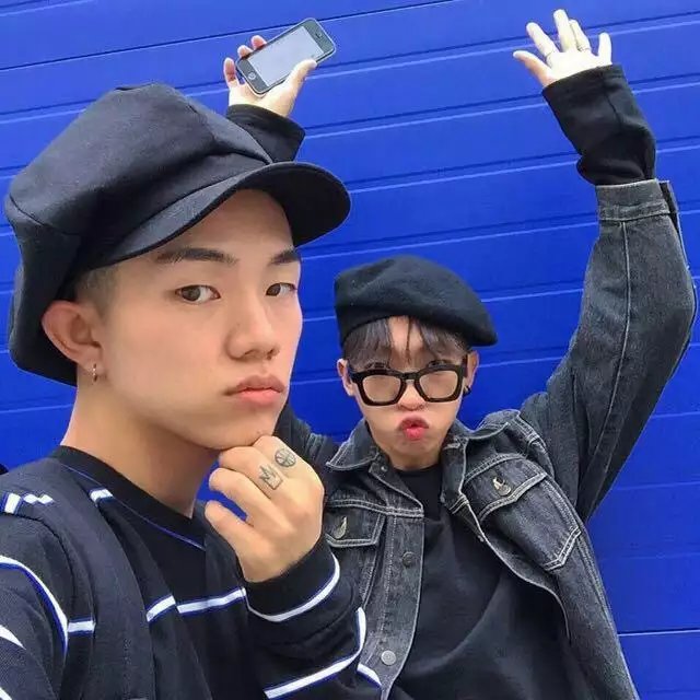 赖会鸿爽
