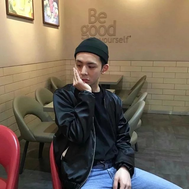 朱眉亮昌
