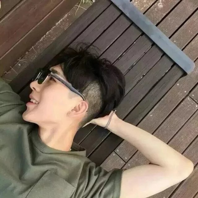 冯薇永伊